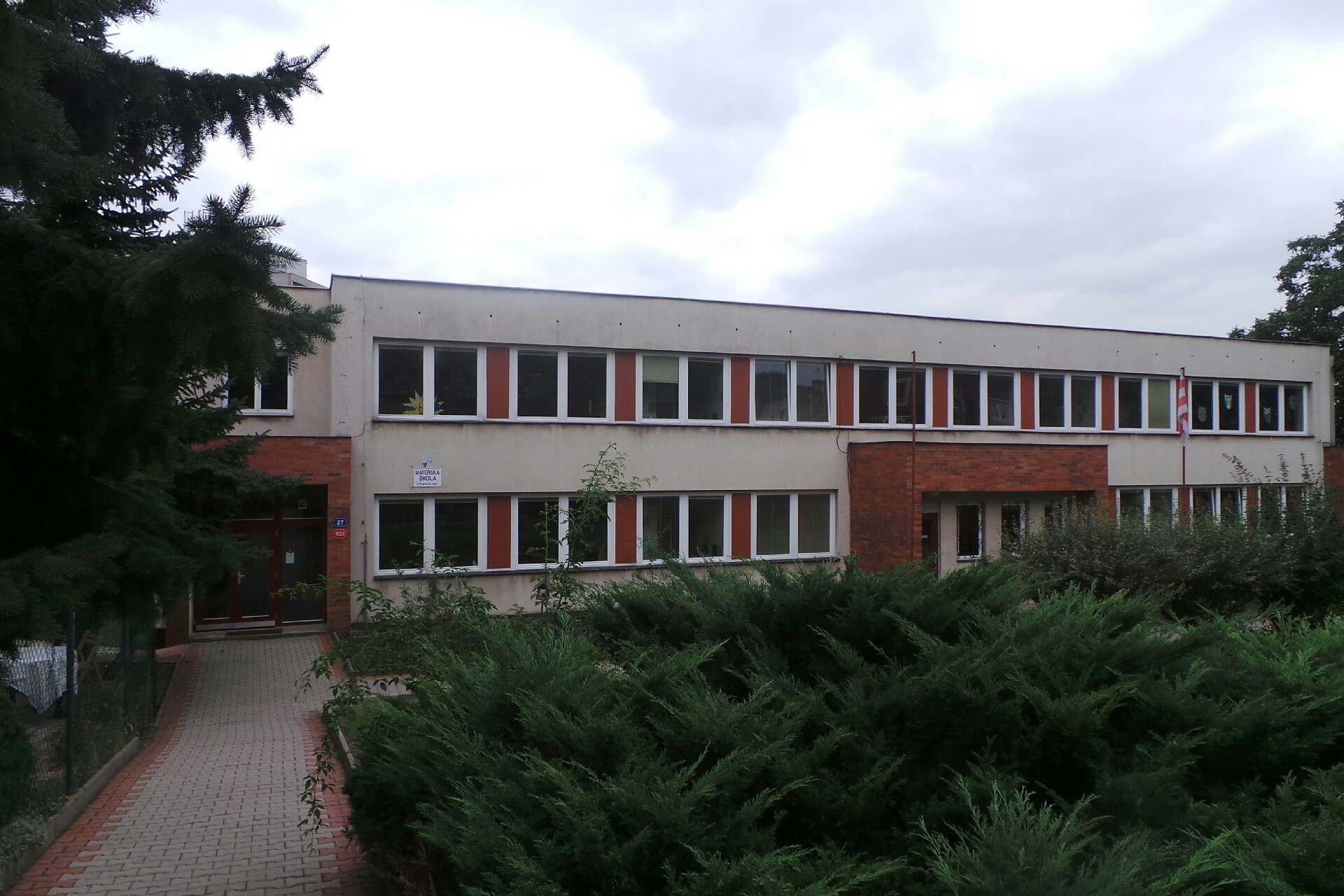 Mateřská škola U plavecké halyMateřská škola U plavecké haly, Ústí nad Labem, Na Spálence 1022/27