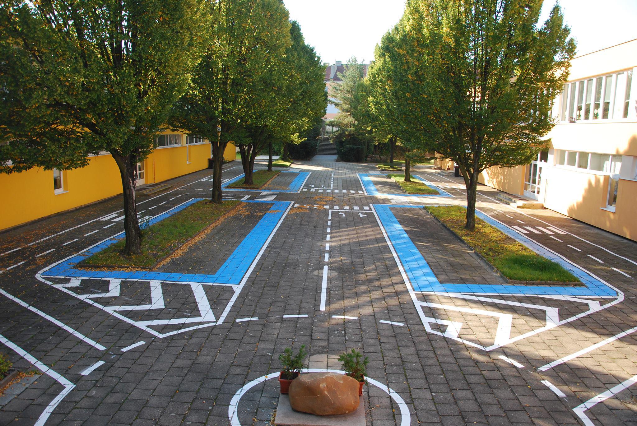 ZŠ a MŠ Kpt. Otakara Jaroše, Louny